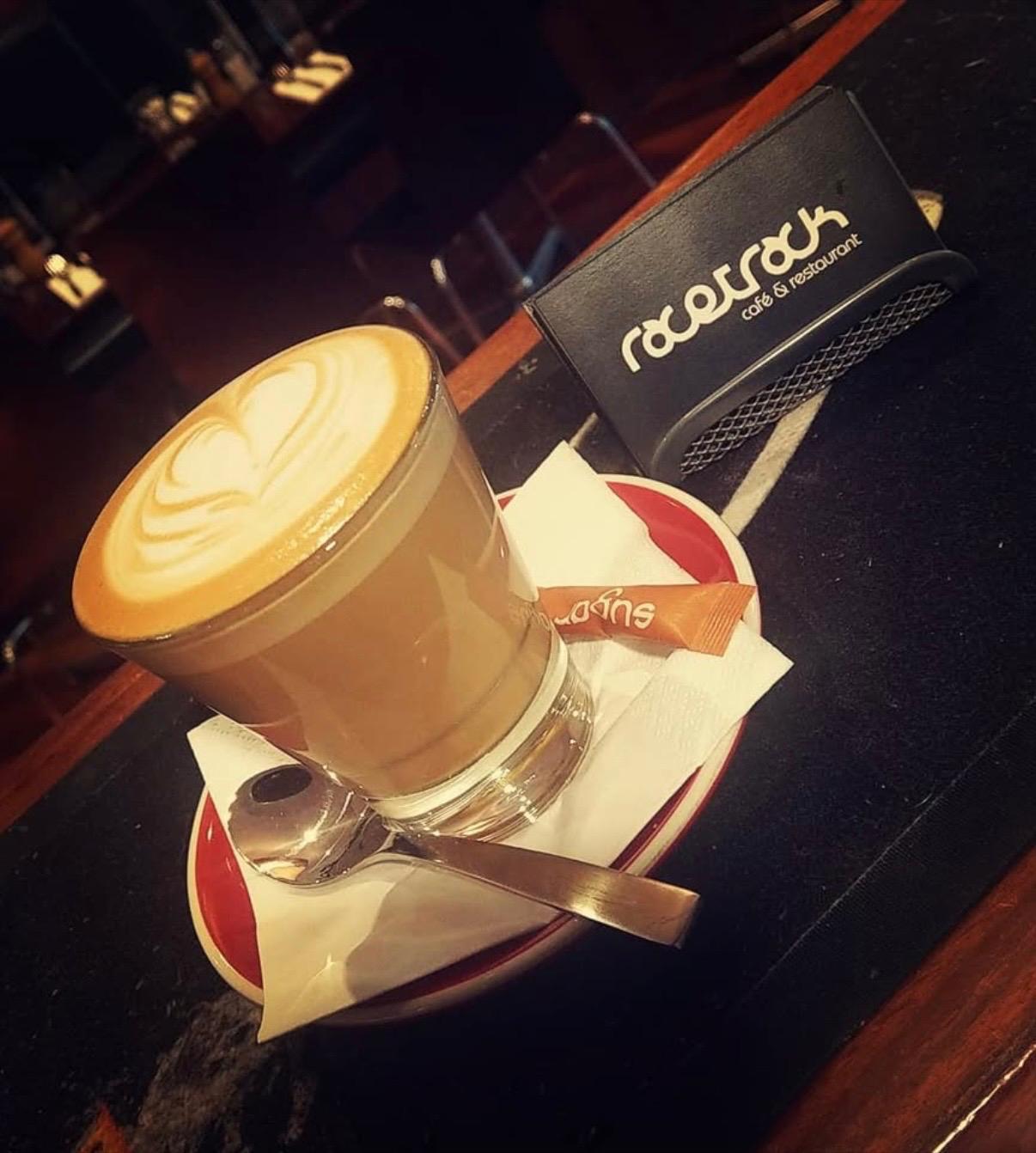 Racetrack Café caffè latte