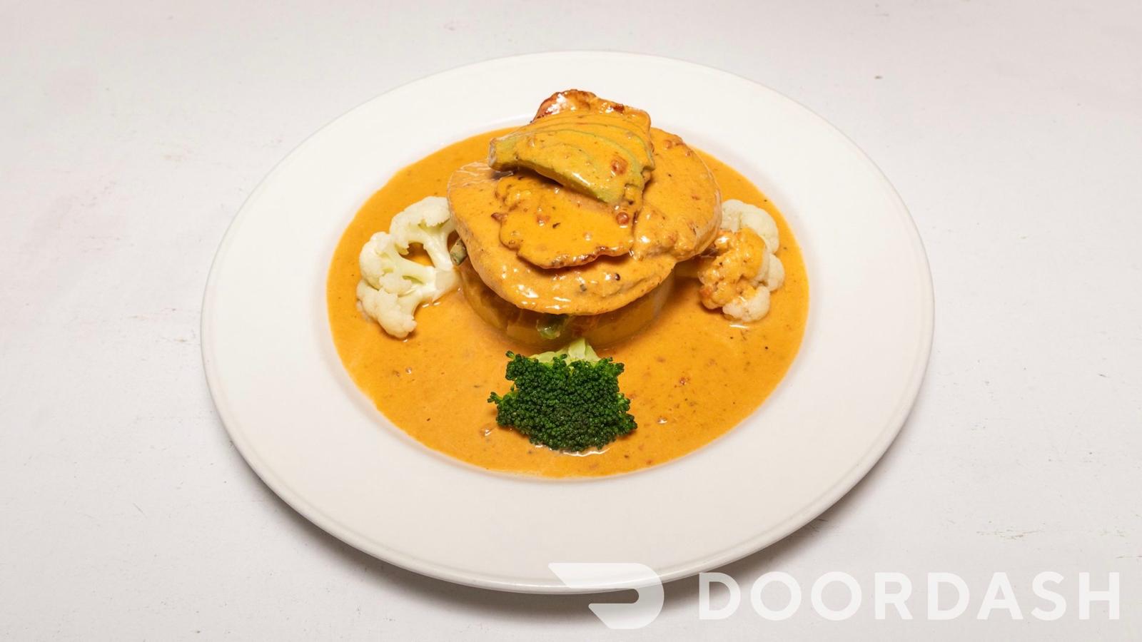 Chicken Champagne (GF) at Racetrack Café