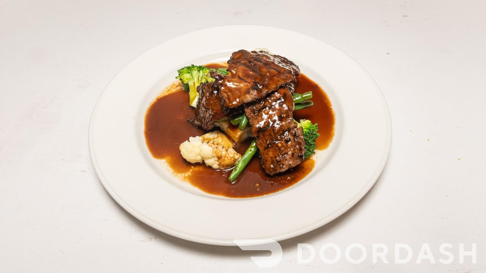 Honey Glazed Lamb Loin at Racetrack Café